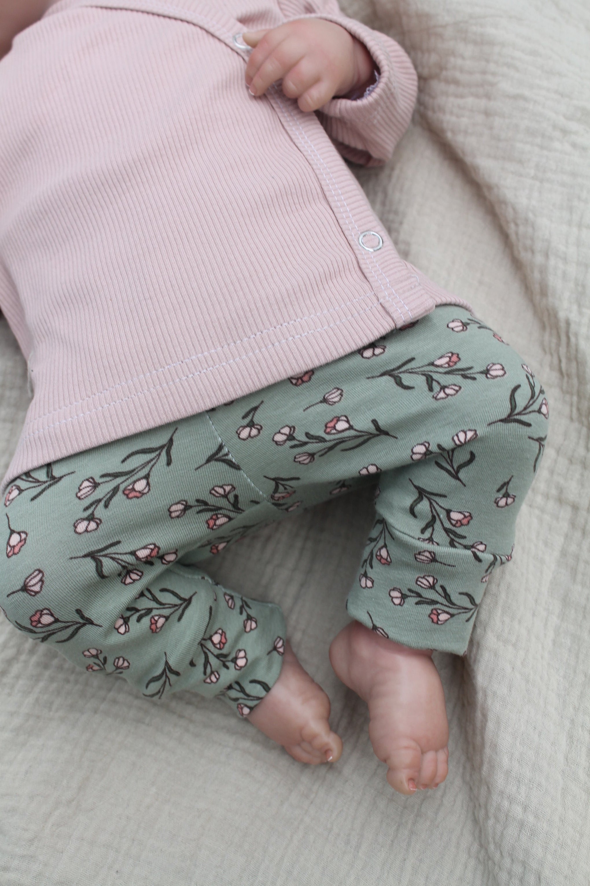 Newborn setje floral olijf