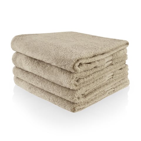 Handdoek cream  met geborduurde naam