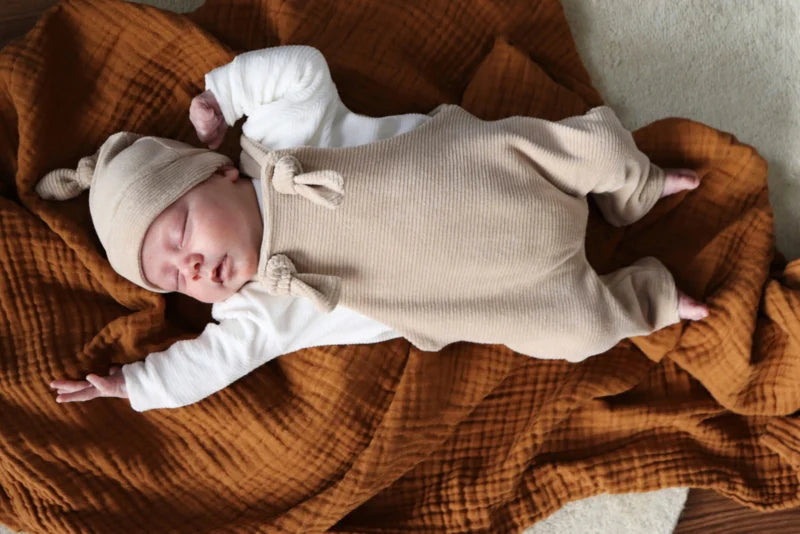 Knoop salopet velour rib sand